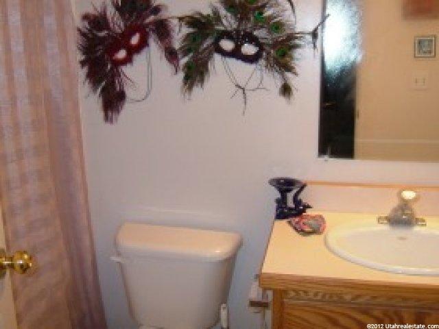 4742 S 3900 W, Roy, UT 84067 — photo 7