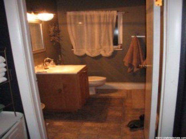 195 E 200 S, Nephi, UT 84648 — photo 4