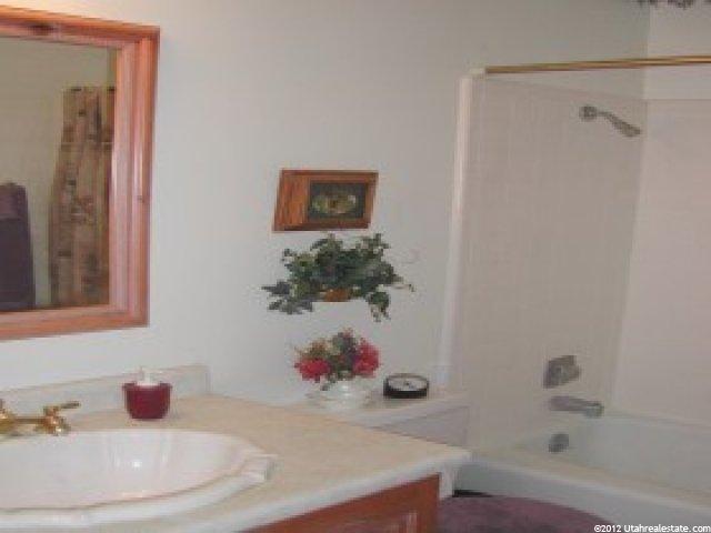 1907 S Main St #1/2, Bountiful, UT 84010 — photo 7