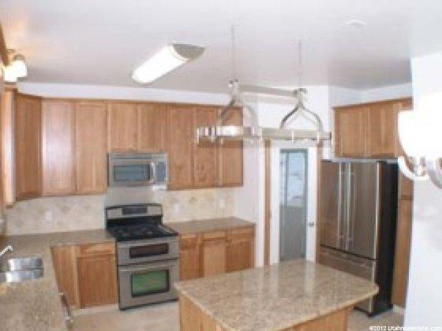 9476 Avanyu Dr, Cedar Hills, UT 84062 — photo 2