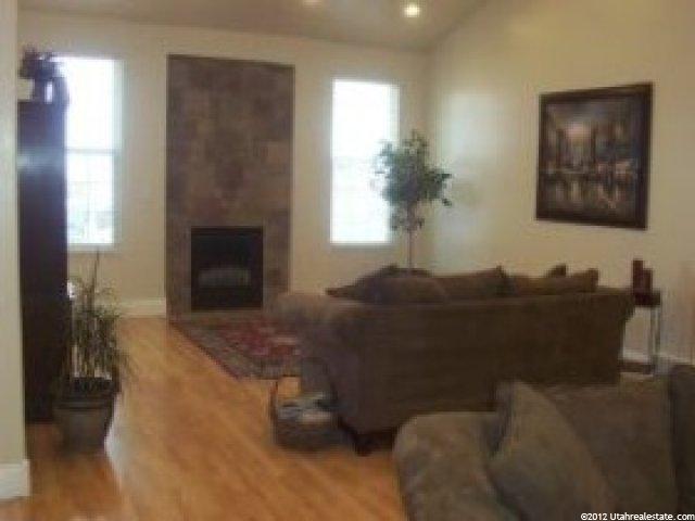 1749 Shoshone Dr, Ogden, UT 84403 — photo 2