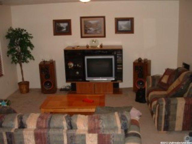 5002 Midland Dr, Roy, UT 84067 — photo 4