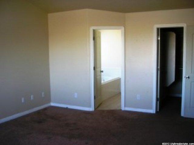 2646 W 2375 N, Clinton, UT 84015 — photo 3