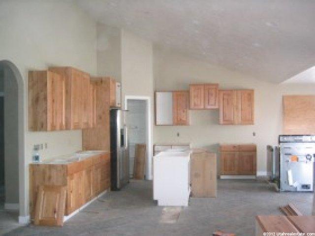 711 Rildah Cir, Kaysville, UT 84037 — photo 2