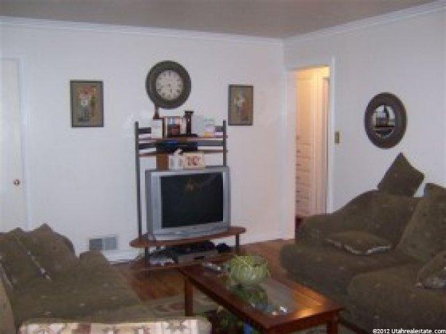 862 N Chapel Dr W, Bountiful, UT 84010 — photo 7