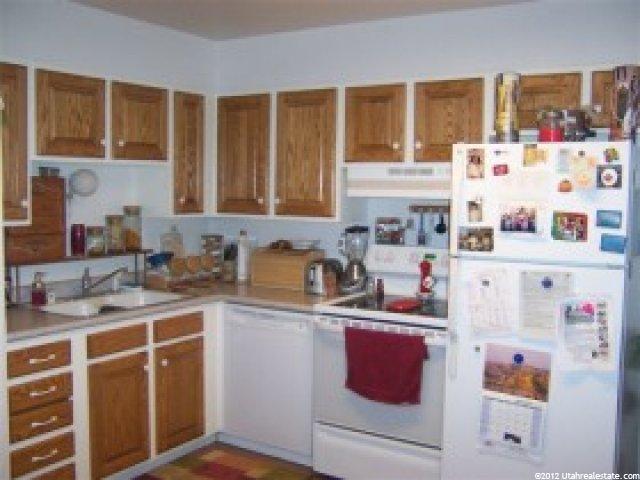 862 N Chapel Dr W, Bountiful, UT 84010 — photo 8