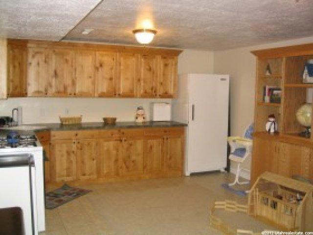 2421 N 2350 E, Layton, UT 84040 — photo 5