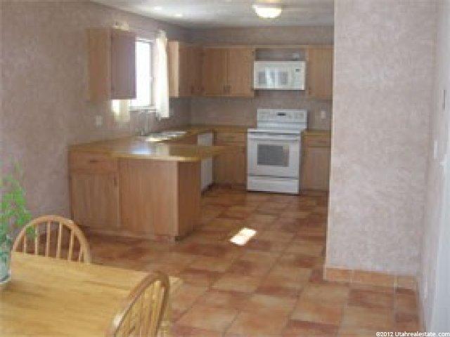 210 N 1000 W, West Bountiful, UT 84087 — photo 3