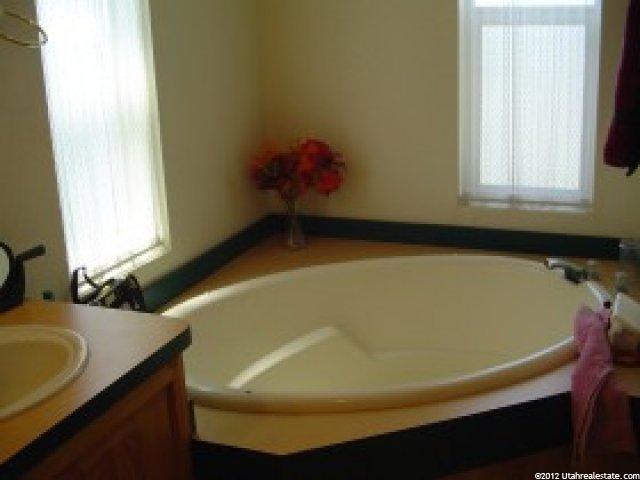 653 E Main St #5, Grantsville, UT 84029 — photo 4