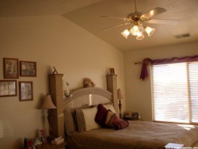 5271 S Daybreak Dr E, South Ogden, UT 84403 — photo 2