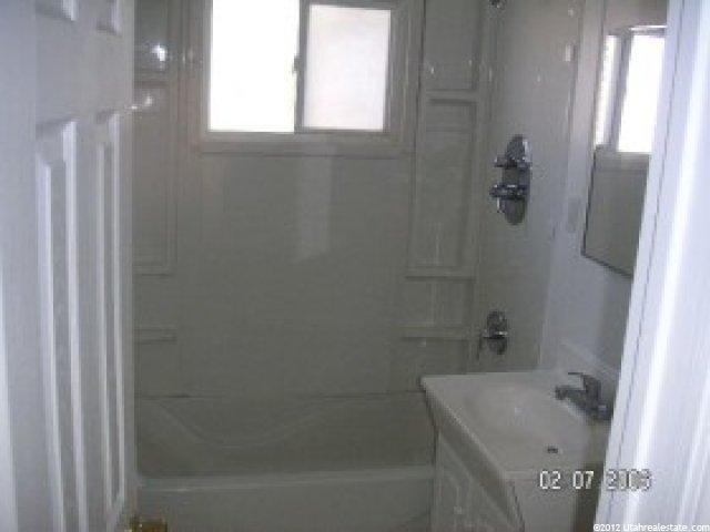 207 N 200 E, Bountiful, UT 84010 — photo 3