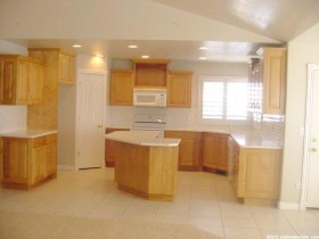 350 E North Canyon Rd, Bountiful, UT 84010 — photo 4
