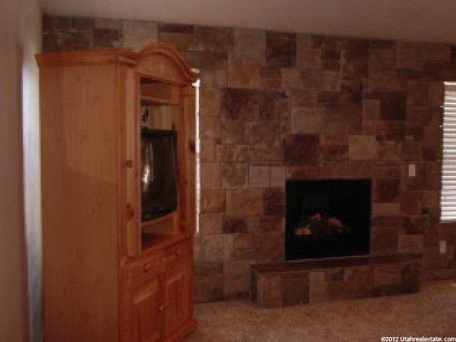858 S 100 W, Mona, UT 84645 — photo 3