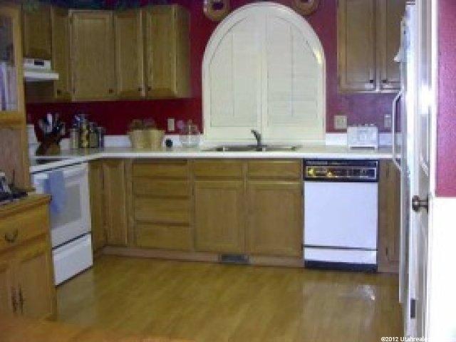 1223 N 210 E, Orem, UT 84057 — photo 5