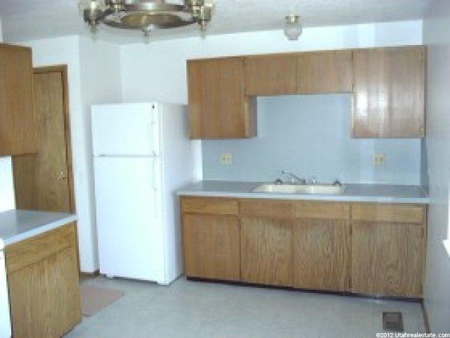 790 N 250 W, Clearfield, UT 84015 — photo 2