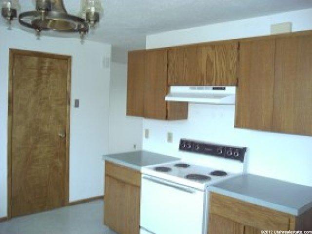790 N 250 W, Clearfield, UT 84015 — photo 3