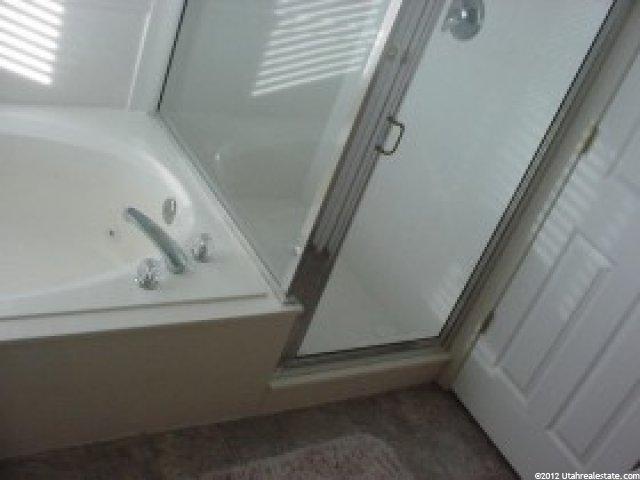 1087 N 1000 W, Clinton, UT 84015 — photo 5