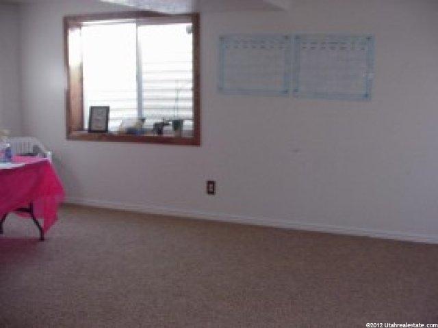 1087 N 1000 W, Clinton, UT 84015 — photo 6