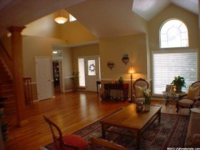 17 Birchtree Ln, Sandy, UT 84092 — photo 2