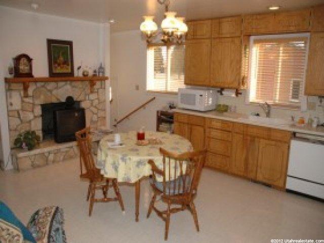 257 W Harrison St, Midvale, UT 84047 — photo 5