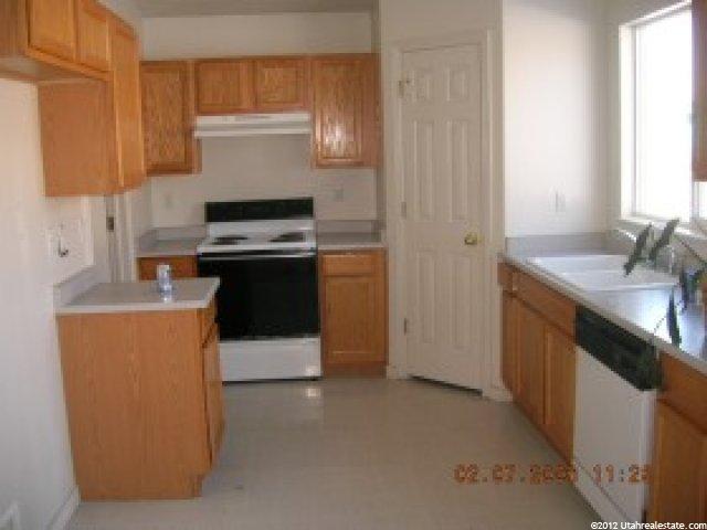 574 E 700 N, Ogden, UT 84404 — photo 2