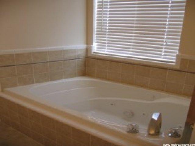 2069 S 875 E, Clearfield, UT 84015 — photo 8