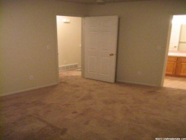 798 W 1420 N, Clinton, UT 84015 — photo 8