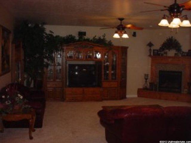 1715 E Beechwood Dr, Layton, UT 84040 — photo 5