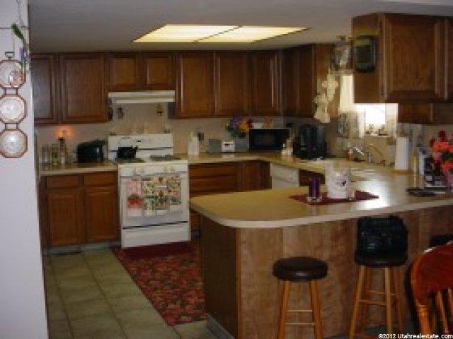 5084 S 3550 W, Roy, UT 84067 — photo 2