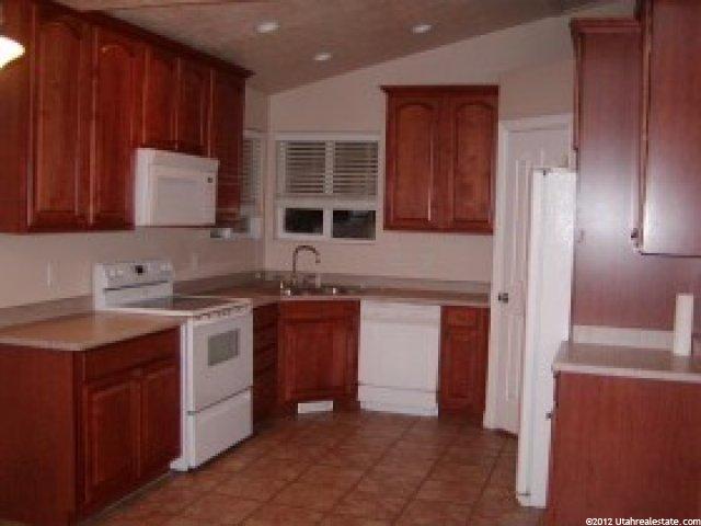 468 Brewster Dr, Draper, UT 84020 — photo 2