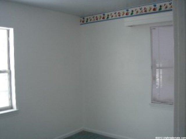 185 Ross Dr, Clearfield, UT 84015 — photo 3