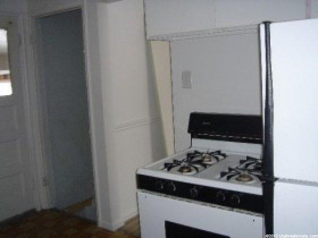 185 Ross Dr, Clearfield, UT 84015 — photo 4