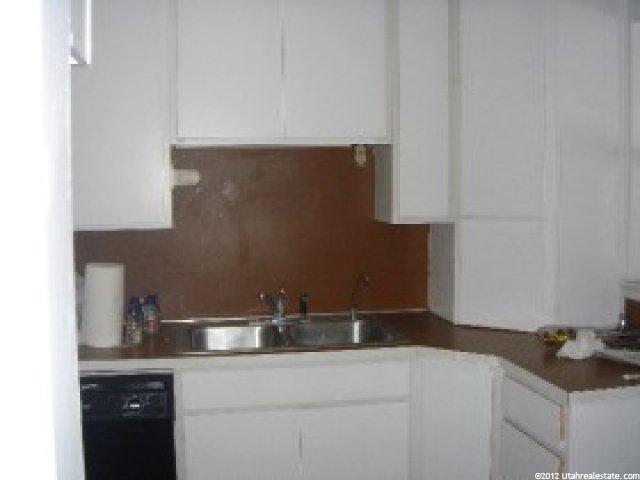 185 Ross Dr, Clearfield, UT 84015 — photo 5