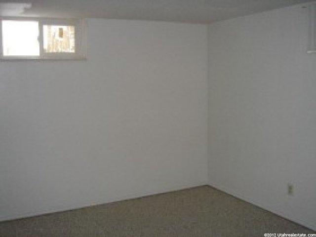 185 Ross Dr, Clearfield, UT 84015 — photo 8