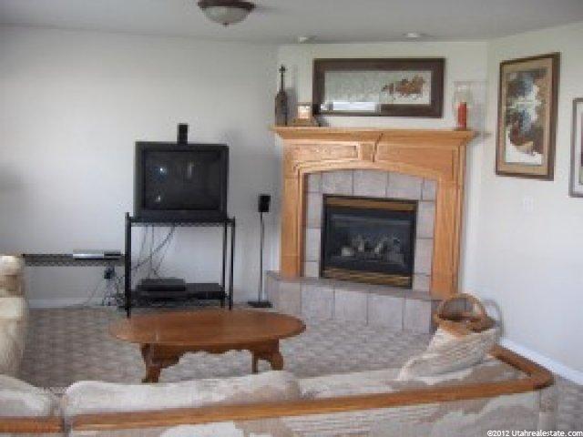 2562 W 1550 N, Clinton, UT 84015 — photo 4