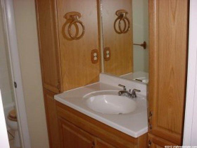 210 W 4850 S, Washington Terrace, UT 84405 — photo 5