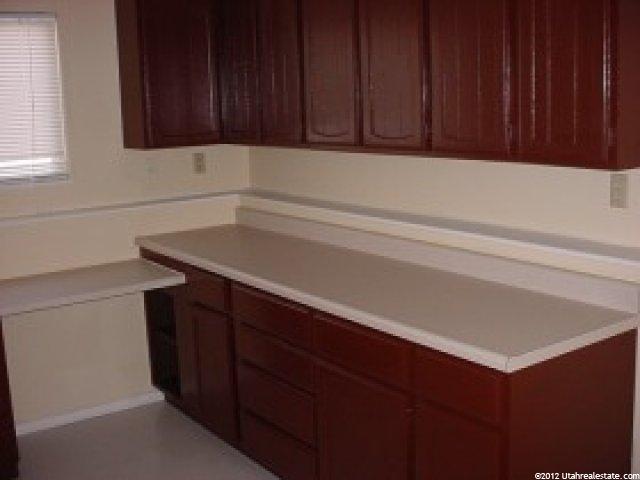 210 W 4850 S, Washington Terrace, UT 84405 — photo 8