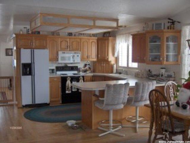 321 E 3575 N, North Ogden, UT 84414 — photo 2