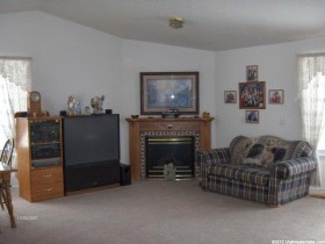 321 E 3575 N, North Ogden, UT 84414 — photo 3