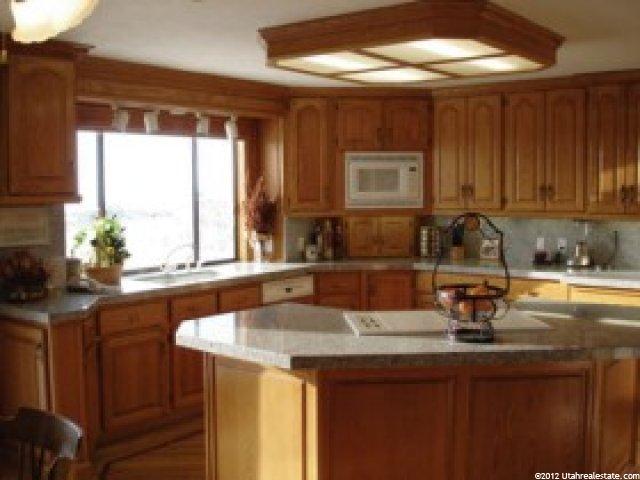 2573 Jacqueline Dr, Uintah, UT 84403 — photo 7