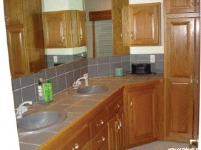 2573 Jacqueline Dr, Uintah, UT 84403 — photo 10