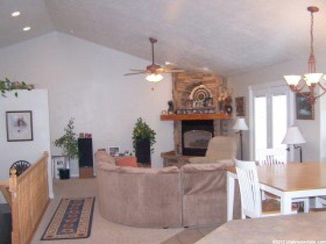 877 E 1525 N, North Ogden, UT 84404 — photo 4