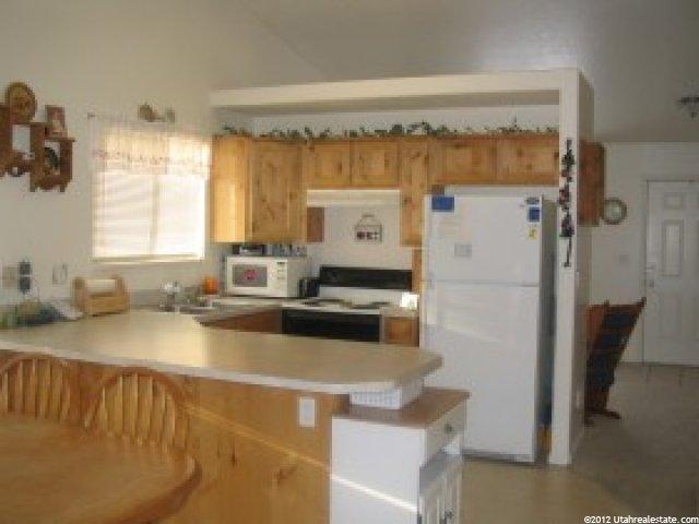 189 W 1875 N, North Ogden, UT 84414 — photo 2