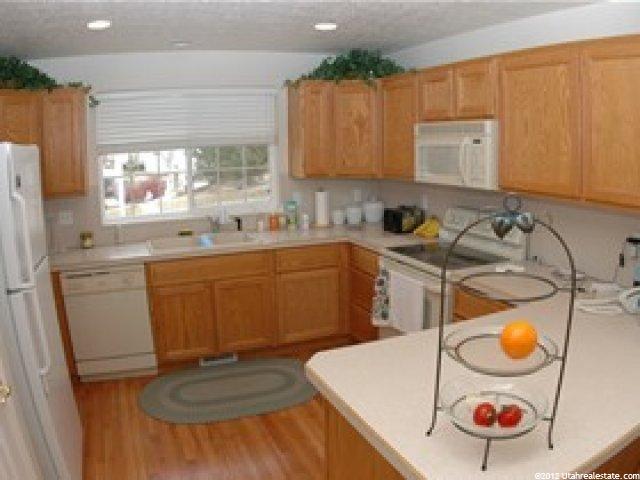 1035 Daybreak Dr, South Ogden, UT 84403 — photo 4