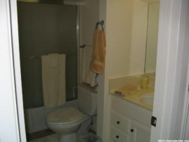 4863 S 1690 E, Holladay, UT 84117 — photo 7