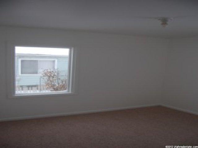 281 S Lakeview Dr, Clinton, UT 84015 — photo 4