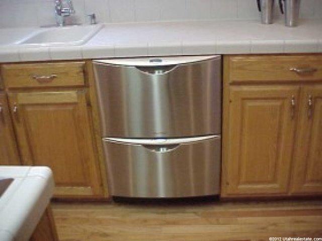 914 E 3450 N, North Ogden, UT 84414 — photo 4