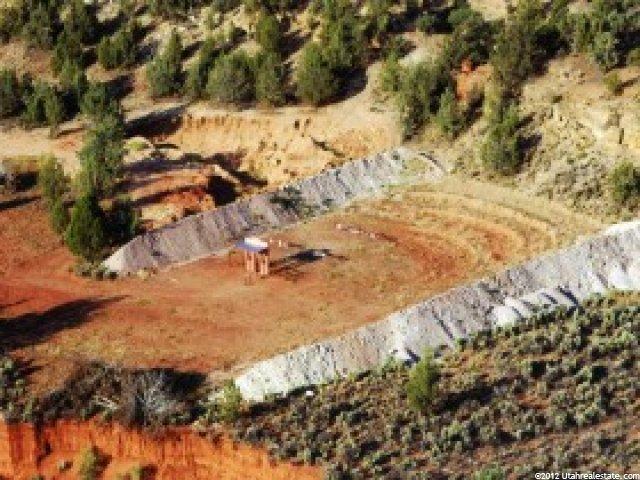 8 Mile Gap Rd, Kanab, UT 84741 — photo 4