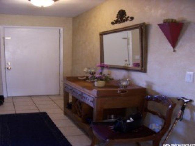 9902 S 2240 E, Sandy, UT 84092 — photo 2