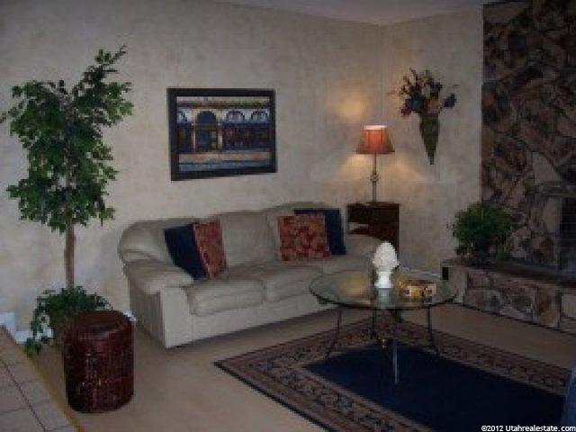 9902 S 2240 E, Sandy, UT 84092 — photo 3